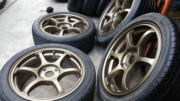 RG2 Advanracing ขอบ 17&times;4รู114 ยาง Yokohama decibel 215 45 17