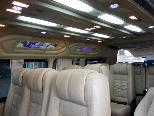 ขายด่วน รถตู้ commuter ตกแต่ง VIP ขายด่วน รถตู้ commuter ตกแต่ง VIP