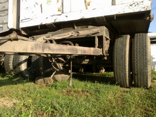 ขายลูกพ่วง 3 เพลาแท้ไม่ดั้มปี 49 ยาว 7เมตรใช้งานได้เลยครับ ขายลูกพ่วง 3 เพลาแท้ไม่ดั้มปี 49 ยาว 7เมตรใช้งานได้เลยครับ