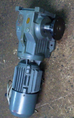 ขาย มอเตอร์เกียร์ 0.75 kW