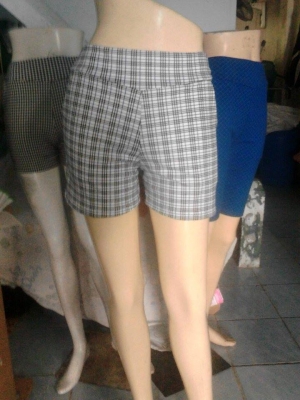 กางเกงขาสั้นผ้ายืด ใส่สบาย ราคาถูกฝุดๆๆ