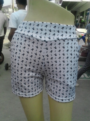 กางเกงขาสั้นผ้ายืด ใส่สบาย ราคาถูกฝุดๆๆ