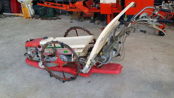 รถปลูกข้าวเดินตาม  YANMAR  เก่าญี่ปุ่น ดำนา 2 แถว สภาพสวย เครื่องยนต์ติดง่าย สภาพพร้อมใช้งาน