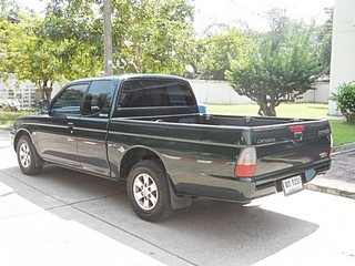 MITSUBISHI STRADA MEGACAB GLX 2.8 MT ปี 2004 จัดไฟแนนซ์ได้ T.086-527-9533