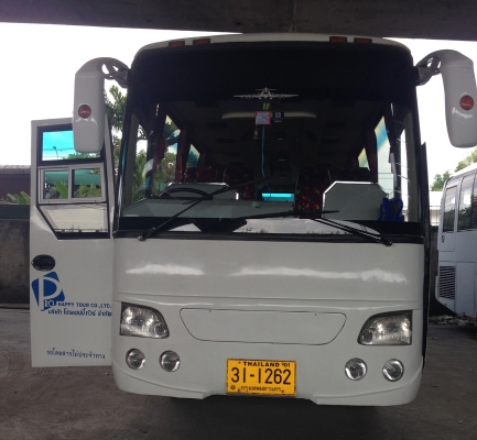 รถบัสปรับอากาศ 24 ที่นั่ง