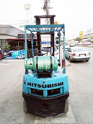 ขายรถยกมิตซูบิชิ 1.5 ตัน เครื่องเบนซิน (ใช้แก๊สอย่างเดียว) กระบอกคู่ เสาสูง 4 เมตร พวงมาลัยเพาเว่อร์ สีเดิมจากนอก นำเข้าจากญี่ปุ่น ใช้งานได้ทันที ราคา15000 ขายรถยกมิตซูบิชิ 1.5 ตัน เครื่องเบนซิน (ใช้แก๊สอย่างเดียว) กระบอกคู่ เสาสูง 4 เมตร พวงมาลัยเพาเว่อร์ สีเดิมจากนอก นำเข้าจากญี่ปุ่น ใช้งานได้ทันที ราคา15000