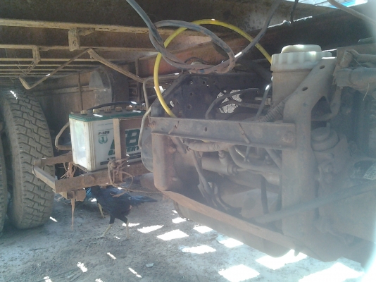 HINO  หัว 3ใบปัด  10 ล้อ ท้ายลากเครื่องPD6เครื่อง220 ไม่มีเอกสาร