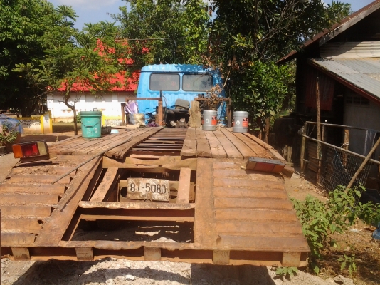 HINO  หัว 3ใบปัด  10 ล้อ ท้ายลากเครื่องPD6เครื่อง220 ไม่มีเอกสาร