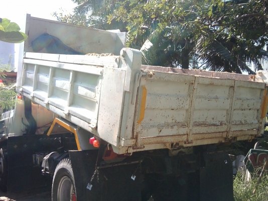 ขายหกล้อดั้ม Hino หัว 4D