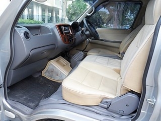 NISSAN URVAN 3.0 ปี 07 แต่ง VIP ขายถูก จัดไฟแนนซ์ได้ T.086-527-9533