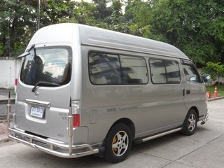 NISSAN URVAN 3.0 ปี 07 แต่ง VIP ขายถูก จัดไฟแนนซ์ได้ T.086-527-9533