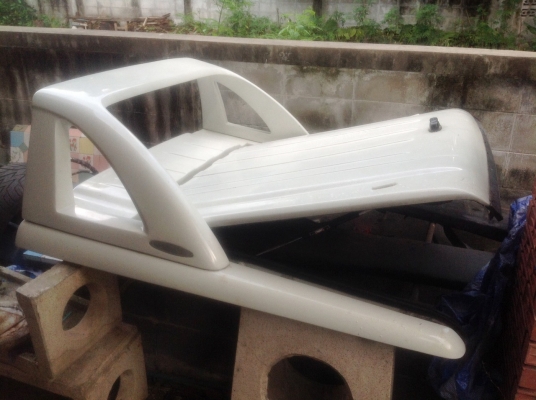 ฝาปิดกระบะ พร้อมโรลบาร์รถกระบะ 4ประตู ฝาปิดกระบะ พร้อมโรลบาร์รถกระบะ 4ประตู