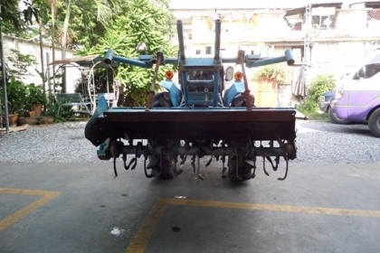 ขาย รถไถตีดินนั่งขับ MITSUBISHI D1600FD  16 แรง ขับ 4 นำเข้าจากญี่ปุ่น สภาพพร้อมใช้งาน  ขนาดใบตี 140 ซม.ล้อ 110 ซม. ราคา 89,000