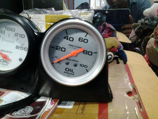 เกจวัด autometer