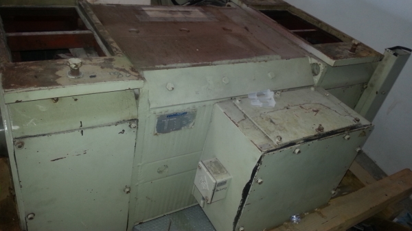 ชายมอเตอร์ 260 แรงม้า 960 รอบราคา 80,000 บาท