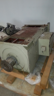 ชายมอเตอร์ 260 แรงม้า 960 รอบราคา 80,000 บาท