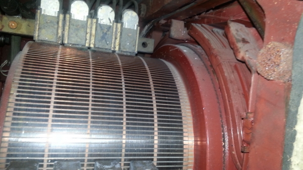 ชายมอเตอร์ 260 แรงม้า 960 รอบราคา 80,000 บาท