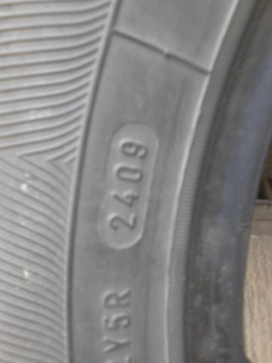185/65R14 GOODYEAR DUCARO  ชุด 4 เส้น  TEL.081-427-3941