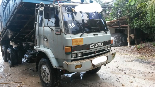 10ล้อดั้มพ์ 2เพลา ISUZU ROCKY 240แรงม้า เปลี่ยนเครื่อง230เทอร์โบว์  รถสภาพพร้อมใช้งาน เครื่องดี คัทซีสวย  ราคาคุยได้ เล่มพร้อม.. 087-2976734