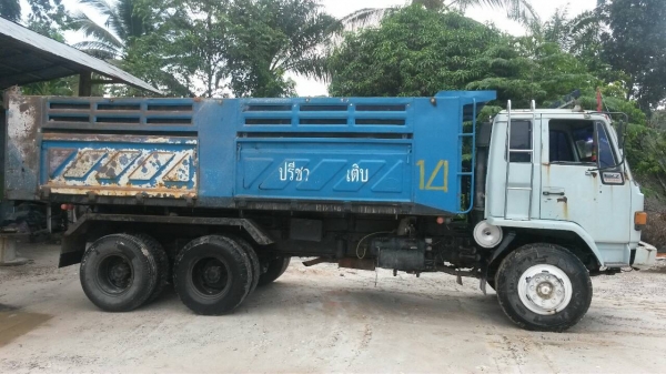 10ล้อดั้มพ์ 2เพลา ISUZU ROCKY 240แรงม้า เปลี่ยนเครื่อง230เทอร์โบว์  รถสภาพพร้อมใช้งาน เครื่องดี คัทซีสวย  ราคาคุยได้ เล่มพร้อม.. 087-2976734