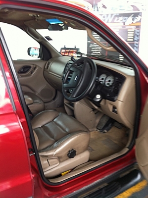 FORD ESCAPE 3.0 V6 XLT ปี 2003 พร้อมติดแก๊ส LPG ระบบหัวฉีด พร้อมใช้ T.089-813-9970 คุณเจนธรรม FORD ESCAPE 3.0 V6 XLT ปี 2003 พร้อมติดแก๊ส LPG ระบบหัวฉีด พร้อมใช้ T.089-813-9970 คุณเจนธรรม