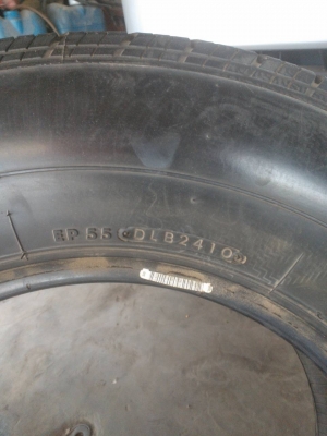 ยางถอดจากรถตู้ บริดสโตน 195 R15 500บาท 0890671028 ยางถอดจากรถตู้ บริดสโตน 195 R15 500บาท 0890671028