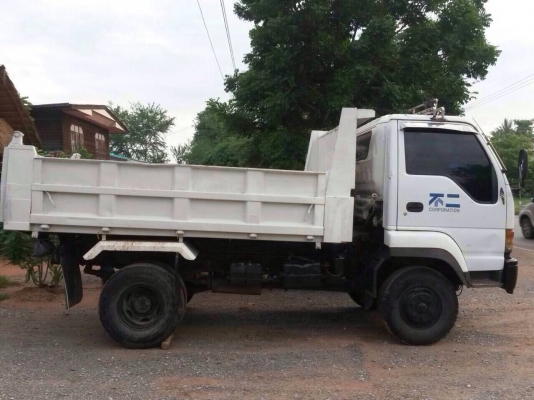 ขายรถบรรทุกหกล้อดัมพ์ ISUZU เครื่อง 195 แรง NRR32C F หน้าหลัง กระบะดัมพ์ 4 ตัน ขายรถบรรทุกหกล้อดัมพ์ ISUZU เครื่อง 195 แรง NRR32C F หน้าหลัง กระบะดัมพ์ 4 ตัน