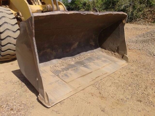 ขายรถตัก KOMATSU WA300-1 สภาพเดิมๆ ตามรุ่น เอกสารสัญญาซื้อขายตามกฎหมาย