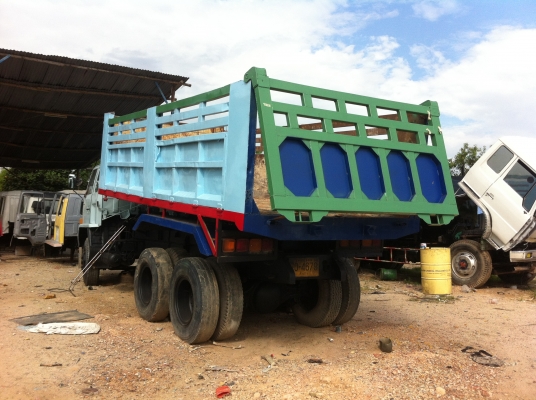 สิบล้อISUZU