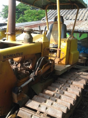 รถแทร็กเตอร์D2