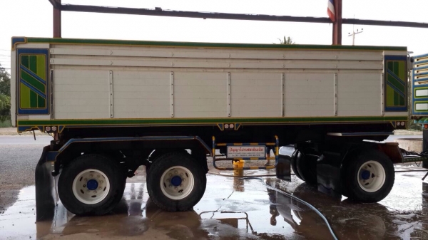 ขายลูกพ่วงกระบะมิเนียมอู่ปัญญา 3 เพลา ยาว 6.80 เมตร รถสวยพร้อมใช้งาน