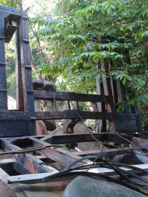 isuzu 10ล้อ หน้ายาว