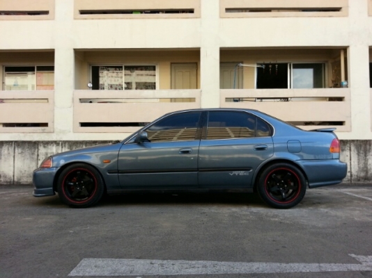 ขายCIVIC EK บ้านๆเครื่องVTEC วิ่งดี  ล้อSSR+ยางใหม่ดอกหนาๆ4เส้นลิ้นหน้าMUGEN กันชนปิดคิ้วสวยๆ ค้ำโช๊คCUSCO + ท่อเสียงเพราะๆนุ่มๆ หน้ากะจังดำHแดง สวยๆ ที่ล๊อกเกียร+กุญแจ  เครื่องเล่นJVC + พรมหมากรุก ภาษี58 เอกสารพร้อมโอน