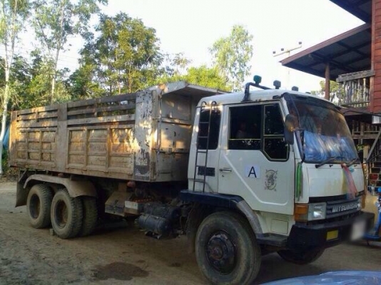 ขายรถบรรทุกสิบล้อดัมพ์ MITSUBISHI MA ซีเรียล 21,4xx เครื่อง 6D16-195 แรง