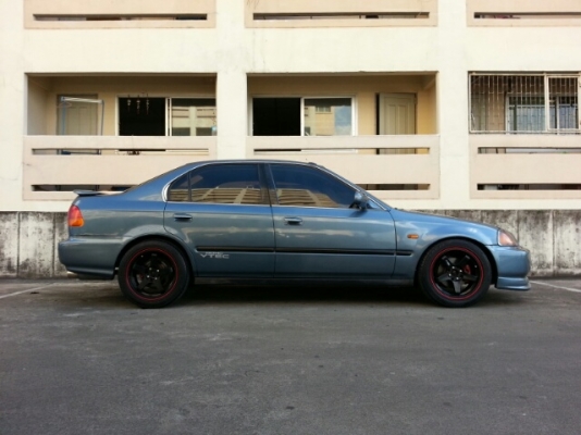 ขายCIVIC EK บ้านๆเครื่องVTEC วิ่งดี  ล้อSSR+ยางใหม่ดอกหนาๆ4เส้นลิ้นหน้าMUGEN กันชนปิดคิ้วสวยๆ ค้ำโช๊คCUSCO + ท่อเสียงเพราะๆนุ่มๆ หน้ากะจังดำHแดง สวยๆ ที่ล๊อกเกียร+กุญแจ  เครื่องเล่นJVC + พรมหมากรุก ภาษี58 เอกสารพร้อมโอน