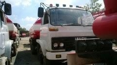 ขายด่วนรถสิบ2เพลาล้อบรรทุกนํ้าปุย15000ลิตรเครือง175แรงม้า