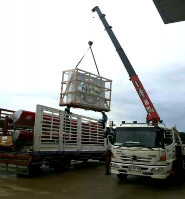 มหานคร เครน ทรานสปอร์ต ให้เช่ารถเครน รถบรรทุกติดเครน(รถเฮี๊ยบ) ในราคาที่ถูกและเป็นกันเอง ยินดีให้บริการงานทั่วประเทศ  รายวัน &ndash; รายเดือน