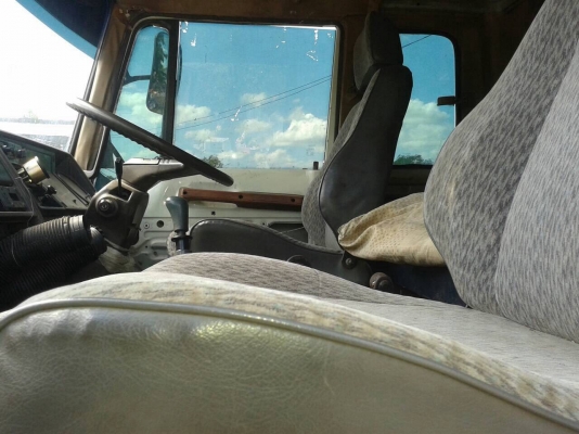 ขายรถสวย HINO F17 ดั้ม 2 เพลา คัสซีสวยจัด วางเครื่อง HO7C 180 แรงม้า เกียร์ HO เพาวเวอร์ เบรคลมดัน แอร์เย็น ยางใหม่ทั้ง 10 เส้น ทะเบียนพร้อมโอนครับ