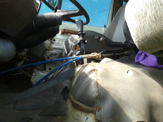 ขายรถสวย HINO F17 ดั้ม 2 เพลา คัสซีสวยจัด วางเครื่อง HO7C 180 แรงม้า เกียร์ HO เพาวเวอร์ เบรคลมดัน แอร์เย็น ยางใหม่ทั้ง 10 เส้น ทะเบียนพร้อมโอนครับ