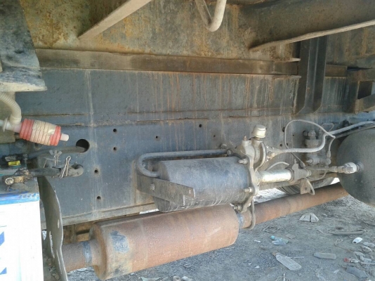 ขายรถสวย HINO F17 ดั้ม 2 เพลา คัสซีสวยจัด วางเครื่อง HO7C 180 แรงม้า เกียร์ HO เพาวเวอร์ เบรคลมดัน แอร์เย็น ยางใหม่ทั้ง 10 เส้น ทะเบียนพร้อมโอนครับ