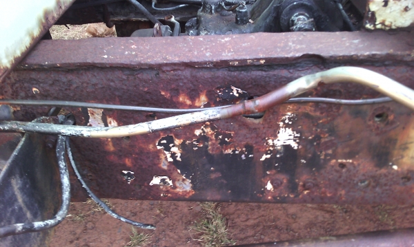 ขายด่วนรถ6ล้อFSRเครือง195แรงรถบรรทุกนํ้าบรรจุ6000ลิตร ขายด่วนรถ6ล้อFSRเครือง195แรงรถบรรทุกนํ้าบรรจุ6000ลิตร