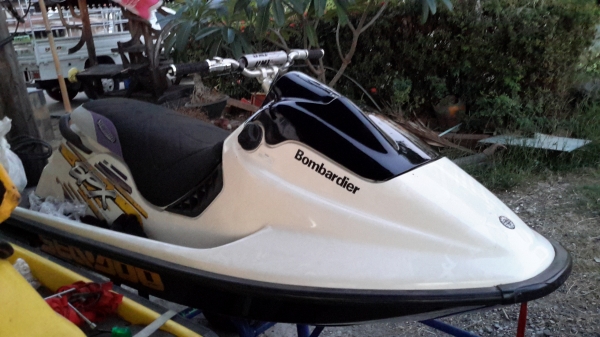 ปลอกกันกระแทกu.m.iใส่แฮนแต่ง