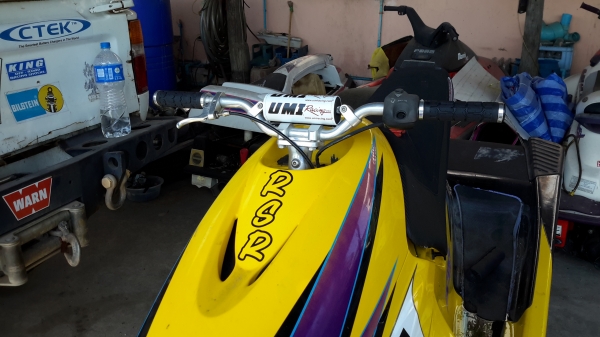 ปลอกกันกระแทกu.m.iใส่แฮนแต่ง