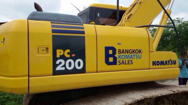 ขายดาวน์ KOMATSU PC200-7 สภาพสวยๆค่ะ ขายดาวน์ KOMATSU PC200-7 สภาพสวยๆค่ะ