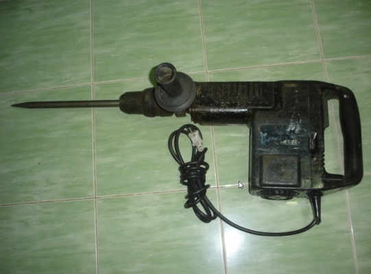 ขายเครื่องสกัดคอนกรีต BOSCH รุ่น GSH 11 E(1,500w.)