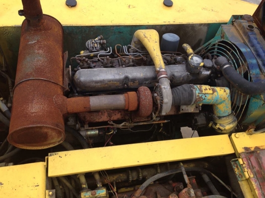 KOBELCO SK200LC  รถเก่านำเข้าจากญี่ปุ่นไม่เคยใช้งานในไทย  สภาพพร้อมลุยงาน+ เอกสารใบแจ้งจำหน่าย เครื่องยนต์ : EH700-4277 เลขซีเรียล :LQ02185 Straight/บูมมาตรฐาน ราคา :1,000,000บาท(ราคาต่อรองได้) พร้อมตรวจเช็คสภาพรถครบ รายการตรวจเช็ครถ 1.เปลี่ยนถ่ายน้ำมันเค