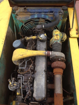 KOBELCO SK200LC  รถเก่านำเข้าจากญี่ปุ่นไม่เคยใช้งานในไทย  สภาพพร้อมลุยงาน+ เอกสารใบแจ้งจำหน่าย เครื่องยนต์ : EH700-4277 เลขซีเรียล :LQ02185 Straight/บูมมาตรฐาน ราคา :1,000,000บาท(ราคาต่อรองได้) พร้อมตรวจเช็คสภาพรถครบ รายการตรวจเช็ครถ 1.เปลี่ยนถ่ายน้ำมันเค