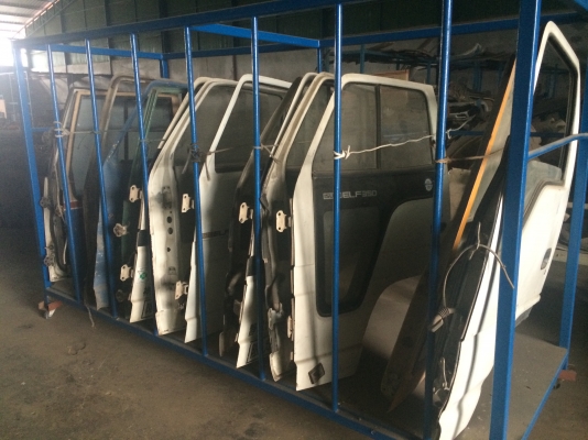 แสงฟ้าเต้นรถ///จำหน่ายประตูนอกทุกรุ่น ราคาพิเศษ