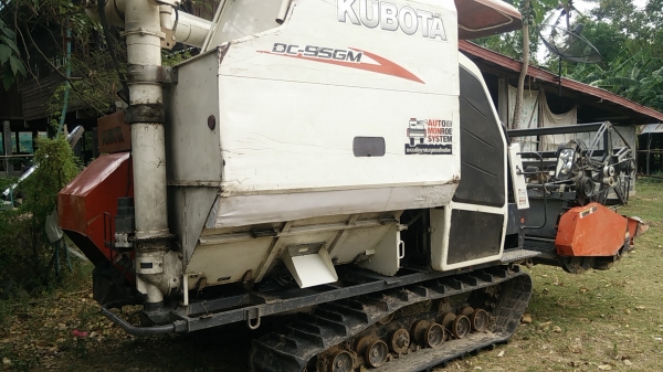 ด่วน!ขายรถเกี่ยวข้าว คูโบต้า Dc95Gm ราคา 479000 บาท มีเล่มทะเบียน