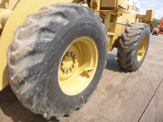 มาใหม่ รถตัก komarsu 510 กรองเดี่ยว ซีเรียลสูง สภาพเดิมจากญี่ปุ่นแท้ๆ มีเก๋ง ยางสวย สภาพพร้อม สมบูรณ์ แจ่มสุดๆ นำข้ามาเอง ขายไม่แพงจ้า 086-303-9797 กู๋อ๋า มาใหม่ รถตัก komarsu 510 กรองเดี่ยว ซีเรียลสูง สภาพเดิมจากญี่ปุ่นแท้ๆ มีเก๋ง ยางสวย สภาพพร้อม สมบูรณ์ แจ่มสุดๆ นำข้ามาเอง ขายไม่แพงจ้า 086-303-9797 กู๋อ๋า